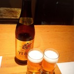 じどりや 穏座 - ヱビスの瓶ビールで乾杯♪