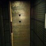 わだ家 別邸 - 入口　扉