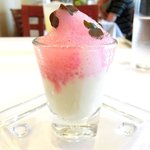 ラ・リューン - メニューＡ 3024円 のスープ