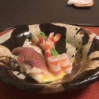 御料理 寺沢 - 車海老、北寄貝、アスパラ、たらの芽、黄身酢