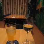ごはん屋 今ここ - グラス白ワイン、オレンジジュース