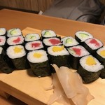 寿司居酒屋 や台ずし - ３食細巻き（税込み７５５円）