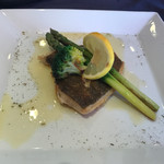 カフェルージュ - カレイもアスパラガスも素材が良いから、オリーブオイルと塩のシンプルな味付け