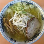 幸龍 - 塩ラーメンのアップ