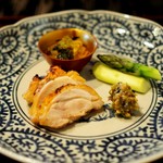 Resutoran Danran - 地鶏の黒胡椒焼き、ふきのとう味噌、アスパラ、わさび菜のおひたし
                        