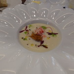 ビストロ ダイア - カリフラワーのビッソワーズに蟹とウニ