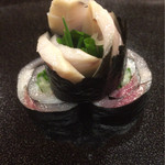 日本橋蛎殻町 すぎた - しめ鯖海苔巻き