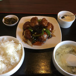 向陽飯店 - ♪肉団子の酢入り炒め¥539