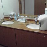 花木の宿 - 洗面台は2つ
