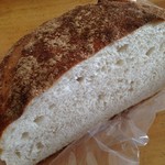 カンパーニュ　1/2　350円