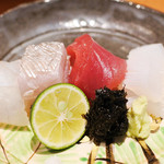 日本料理 晴山 - 鮃、太刀魚、メジマグロ、アオリイカ