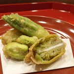Gion Yamaoka - 一寸豆、たらの芽、ふきのとうの天ぷら