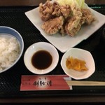 いくら丼 旨い魚と肴 北の幸 釧路港 - ざんぎ定食