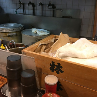 豚骨醤油らーめん學虎_2