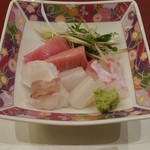 季節料理 成 - お刺身、マグロ，コブ鯛、イカ、タコ