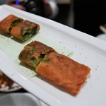 一僖 - 菜の花と白魚の春巻き（750円）