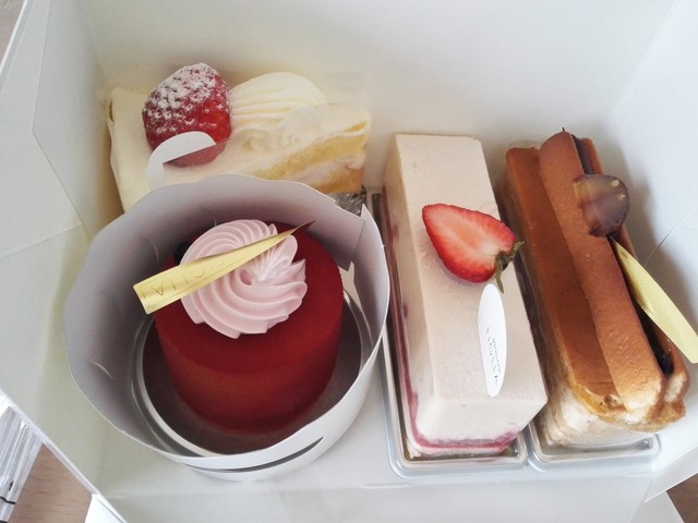 パティスリー フィリア 三越店 Patisserie Figlia 西４丁目 ケーキ 食べログ