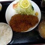 やまもと食堂 - 特大とんかつ定食