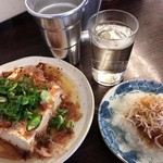 平野屋 - ジャコおろしにお醤油をかけました