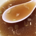 松戸富田麺業 - 透明感あるさっぱりスープ