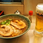 南海そば - 料理写真:和風チャーシュー麺 ＆ 生ビール
