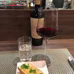 創作イタリアン Gemelli - Sakuraワインとガーリックトースト