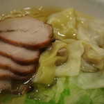 神戸元町別舘牡丹園 - 叉焼とワンタンUP