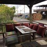 Pulu Mujung Warung - 店内