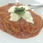 ディアキッズ - こだわりトマトソースのスパゲティ