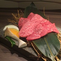 極上松阪牛 牛追道中 - 上カルビ