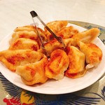 Joe's Shanghai Restaurant  - 鍋貼。冷凍はしていなかろうが、予め調理しておきスチコンで再生した疑惑あり。