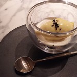 フレンチ串揚げ BEIGNET - 1703 フレンチ串揚げ BEIGNET 【デセール】胡麻のブランマンジェとサツマイモのアイスクリーム