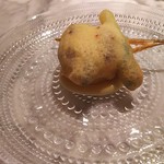 フレンチ串揚げ BEIGNET - 1703 フレンチ串揚げ BEIGNET 8串目 ほたるいかとグリーンアスパラ　新玉ねぎとマスタードのソース