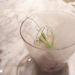 フレンチ串揚げ BEIGNET 大阪･ウメシバ - 1703 フレンチ串揚げ BEIGNET 【オードブル】ブリのスモーク 大根サラダ開けると煙が立ちこめます！