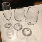 Grand Cinq - ワインビュッフェ用のglass。赤・白・泡用