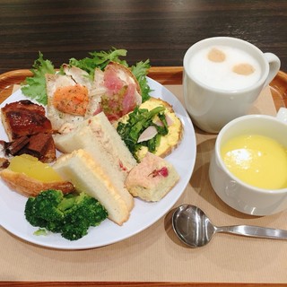 霞ヶ関エリアの朝カフェ8選 仕事前にモーニングはいかが 食べログまとめ