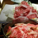 河鹿荘 - 米沢牛すき(切り落としですがお得コースなので仕方ありません)