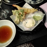 慶山 - その場で揚げられた天ぷら