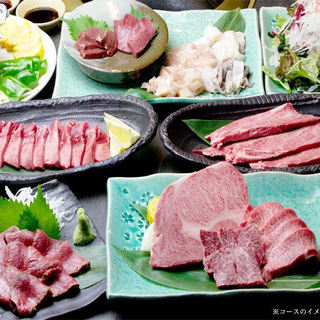 松阪牛を堪能する多彩なコース。お得な飲み放題付きもおすすめ。