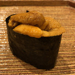 鮨 鈴木 - 【２月】海胆(蝦夷馬糞と紫)