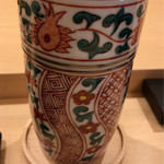 鮨 鈴木 - ３月には木製のコースターがセットされていた