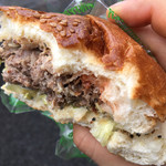 64386472 - どこを食べても美味しい！ふわふわバンズが最高！！