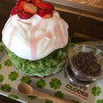 雪みるく - さくらホイップ抹茶バージョン 850円
      (いちご&あずき入り)