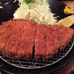 Tonkatsu Katsukichi - 美明豚180g ジューシーロースかつ定食
                        1440円