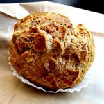 アンファン・ルミエール  - 朝一番のシューパリジャン！