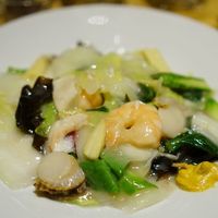 スーツァン・レストラン陳 渋谷店 - 海の幸入りあんかけ焼きそば 2376円