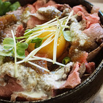 肉バル ちび九炉 - ローストビーフ丼・メガモンスター