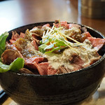 肉酒場 ちび九炉 - ローストビーフ丼・メガモンスター