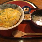 庄楽 - 厳選ロースカツ丼920円