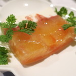 遊 - 大石プラムとカッテージチーズのテリーヌ